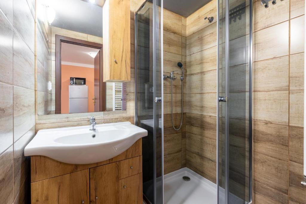 Apartmany Klinovec - Penzion Jonas Лоучна-под-Кліновцем Екстер'єр фото