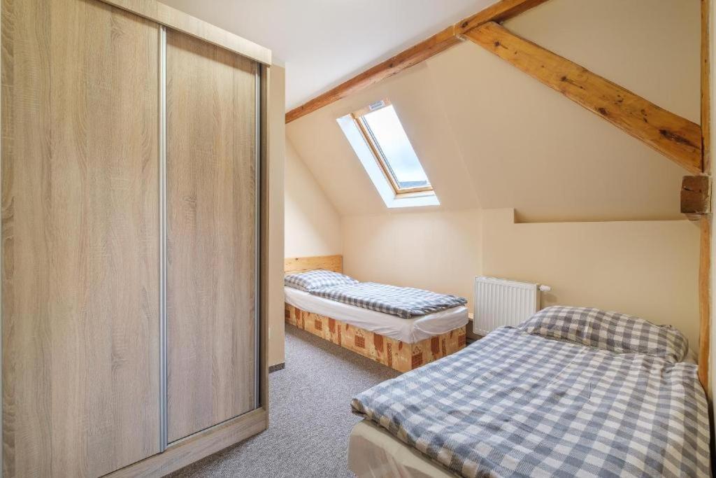 Apartmany Klinovec - Penzion Jonas Лоучна-под-Кліновцем Екстер'єр фото